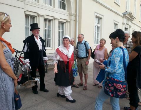 Karlsruhe: Spaziergang mit dem Waschweib Mimi
