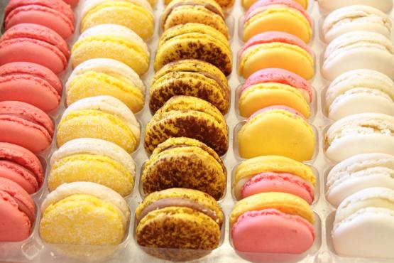 Ein Sortiment in Herzensangelegenheit in der Patisserie Ludwig