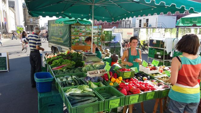 Fest der Sinne 2019 - BIO-Markt auf dem Kirchplatz St. Stephan