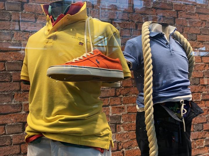 Kleidung für Sommer (3)